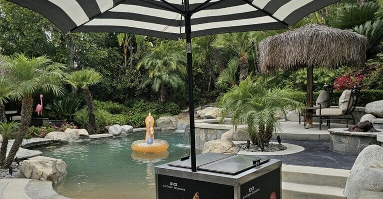 ice cream cart in Los Angeles