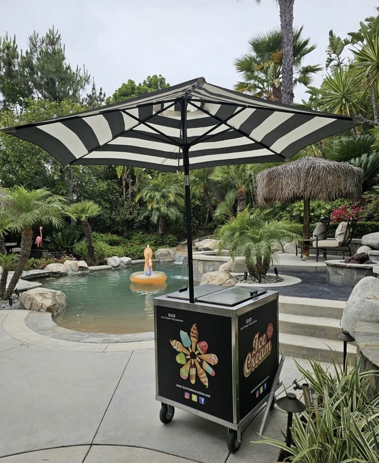 ice cream cart in Los Angeles