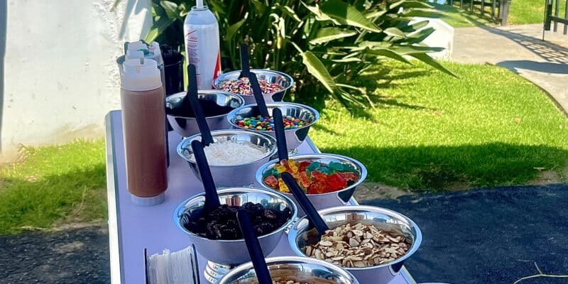 Book Your Ice Cream Cart in Los Angeles for Any Occasion